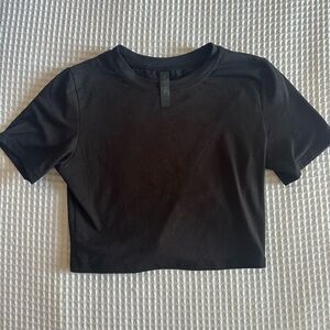 Kyodan Black Fitted Crop T-Shirt Short Sleeve